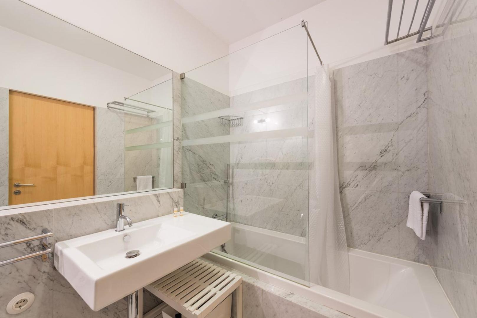 Guestready - Modern Stay Near Douro River Porto Buitenkant foto